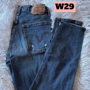 Dark blue wedgie Levi’s